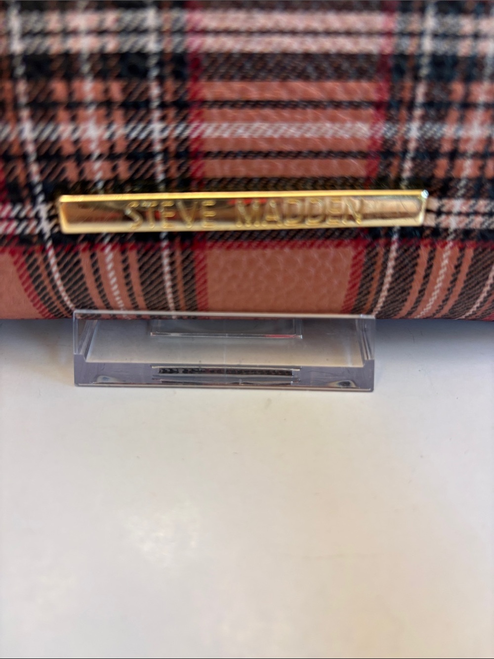 Steve Madden Btrell Plaid Wristlet Clutch 8” x 5” x 1.5” Deep - Picture 2 of 6